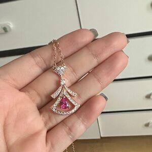 Chic Pink and Gold Geometric Necklace